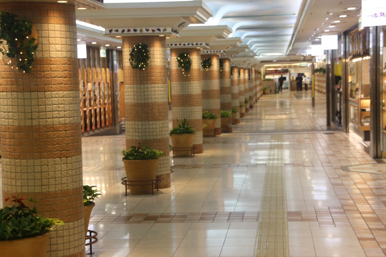 Couloir de métro à Kyoto